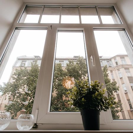 Central Comfort At Hanzas Residence, Stay Near Cafes, Bars, Museums & Esplanade Riga Extérieur photo