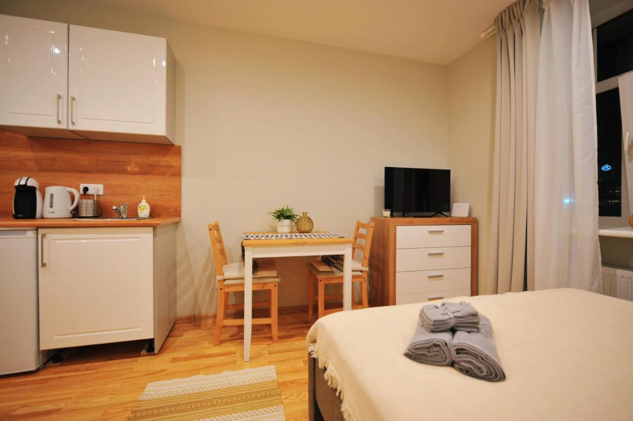 Central Comfort At Hanzas Residence, Stay Near Cafes, Bars, Museums & Esplanade Riga Chambre photo
